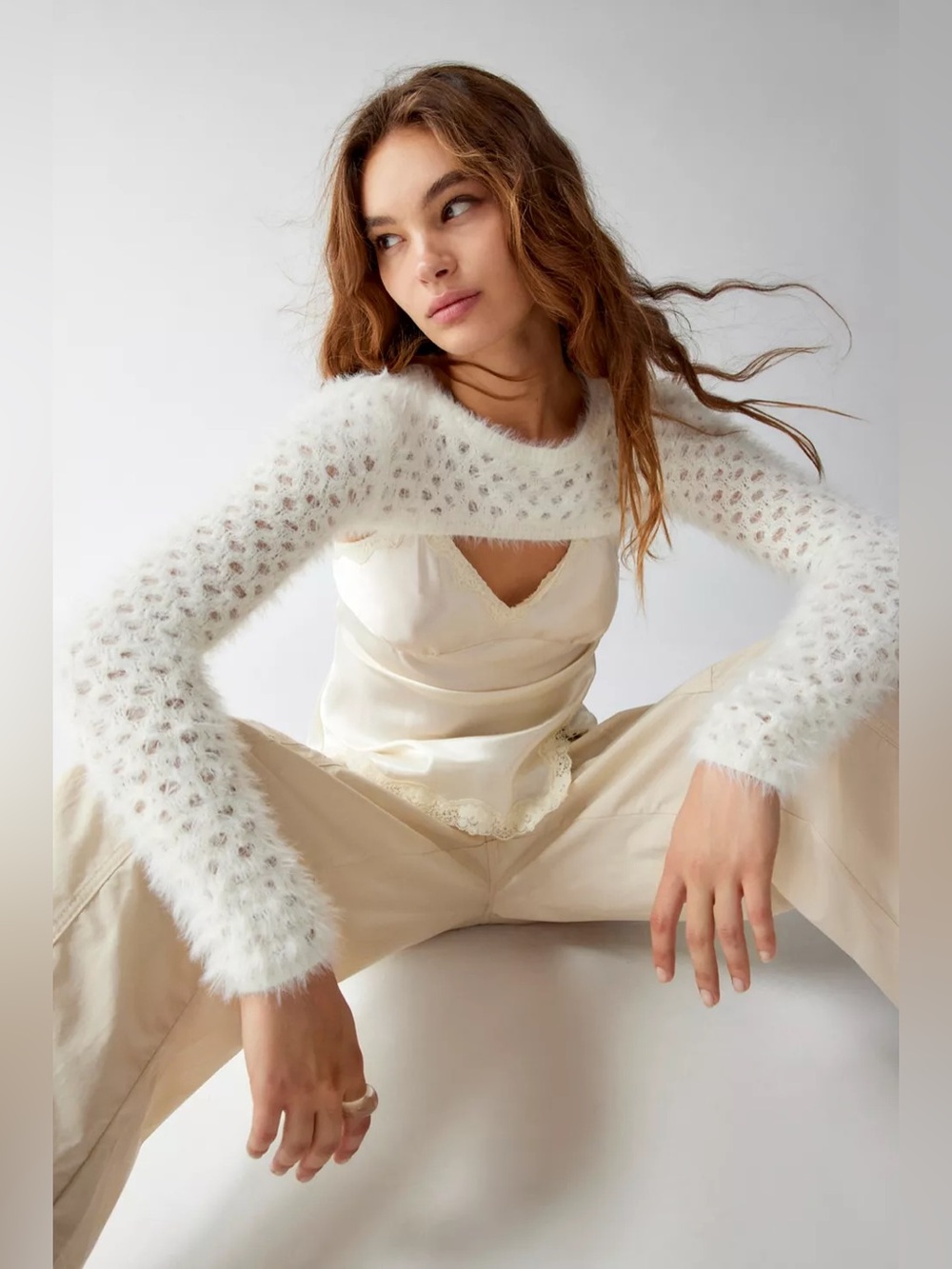 NWT Urban Outfitters UO Cream Whitney Fuzzy Shrug Sweater Women's S